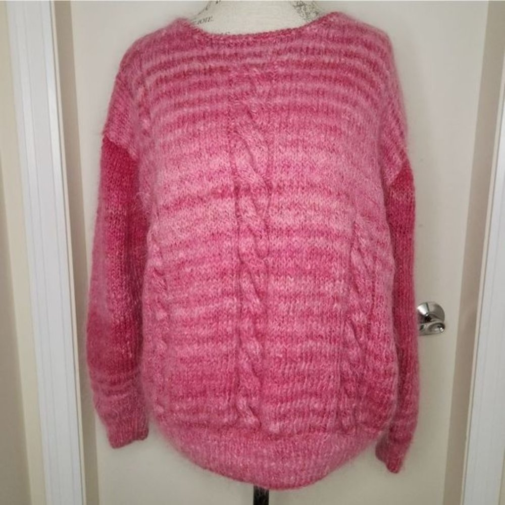 Handknit?ombre pink mohair sweater
